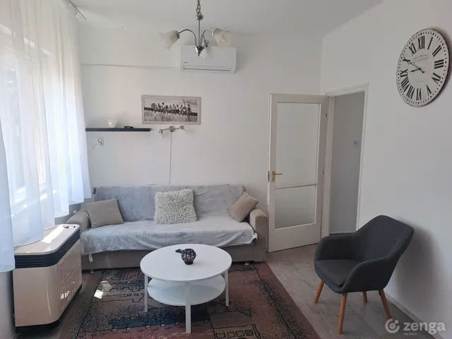 Kiadó ház Tiszaújváros, Óváros 80 nm