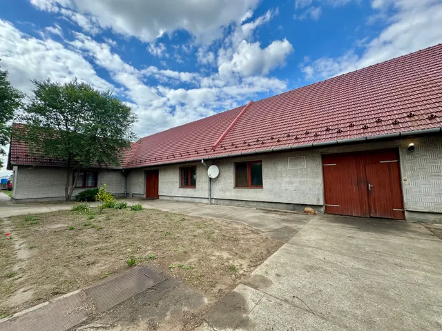 Eladó kereskedelmi és ipari ingatlan Kiskunmajsa 400 nm