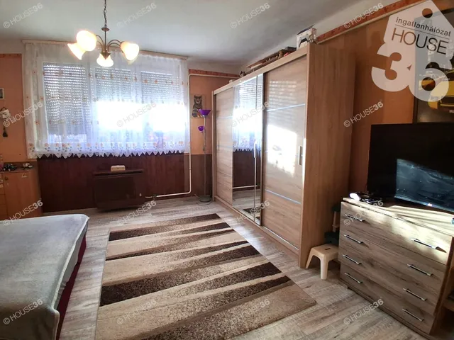 Eladó lakás Kecskemét, Műkertváros 52 nm