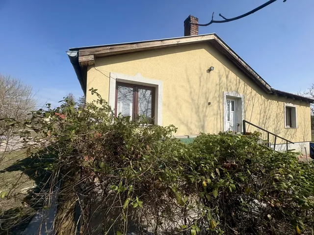 Eladó ház Kecskemét, Belsőnyír 44 nm