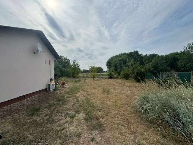 Eladó telek Kecskemét 1886 nm