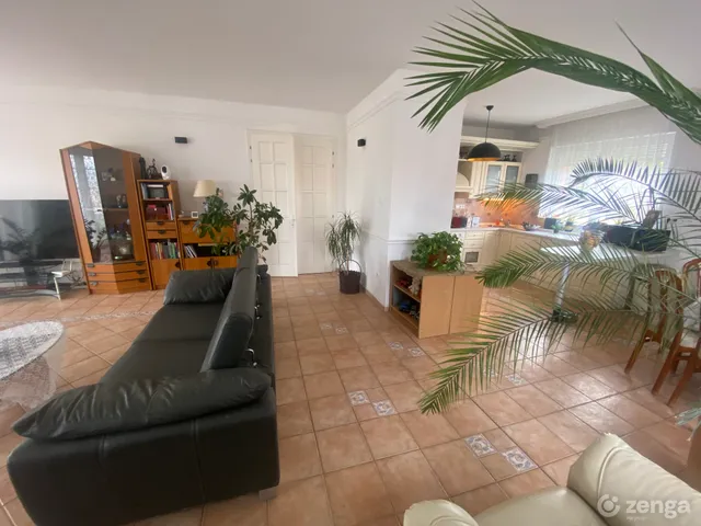 Eladó ház Solymár 292 nm