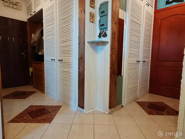 Eladó lakás Várpalota, Ady lakótelep 69 nm