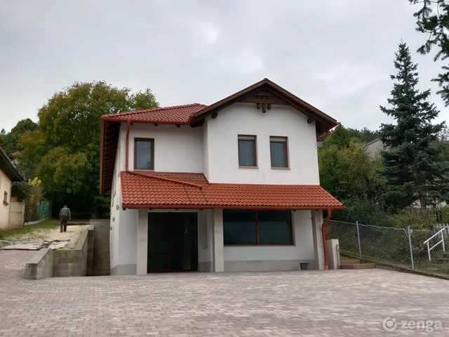 Kiadó kereskedelmi és ipari ingatlan Piliscsaba 98 nm
