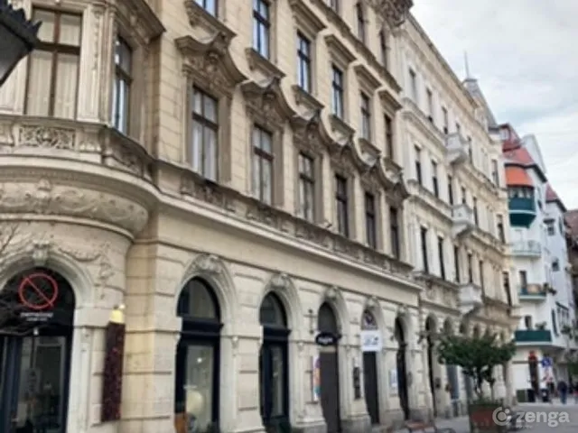 Eladó lakás Budapest VI. kerület 82 nm