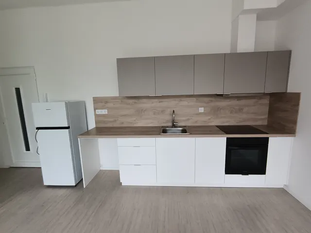 Eladó lakás Székesfehérvár, Víziváros, Széchenyi utca 19. 29 nm