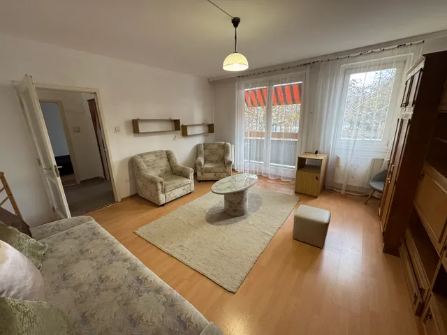 Eladó lakás Székesfehérvár, Víziváros, Budai út 54 nm