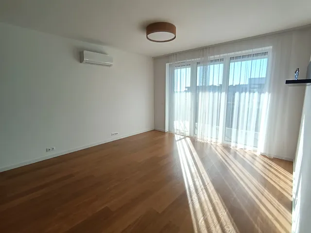 Kiadó lakás Székesfehérvár, Huszár utca 5. 50 nm