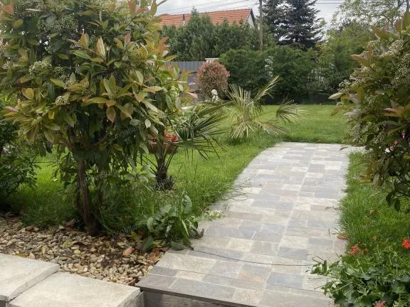 Eladó ház Érd 250 nm