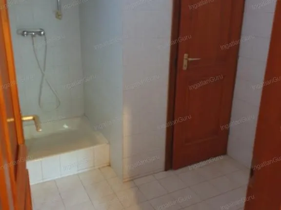 Eladó kereskedelmi és ipari ingatlan Kecskemét, Belváros 500 nm