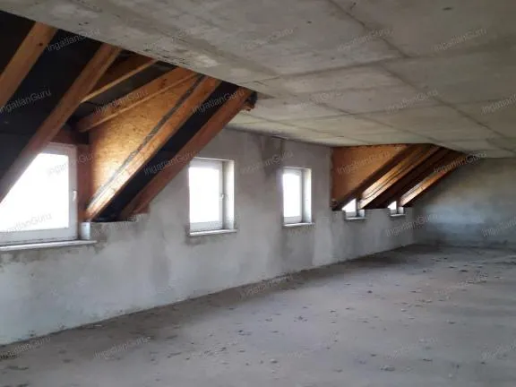 Eladó kereskedelmi és ipari ingatlan Kecskemét, Szolnokihegy 251 nm