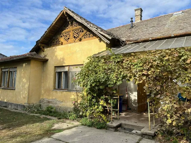 Eladó ház Kecskemét 120 nm