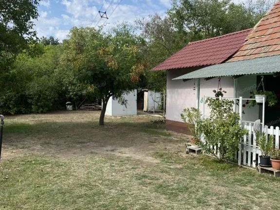 Eladó mezőgazdasági ingatlan Kecskemét, Kisfái 52 nm