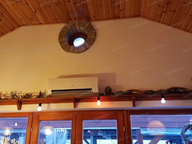 Eladó kereskedelmi és ipari ingatlan Kecskemét, Úrihegy 320 nm