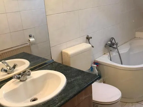 Eladó ház Kecskemét, Belváros 230 nm