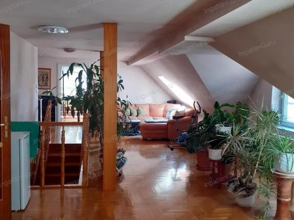 Eladó ház Kecskemét, Petőfiváros 210 nm