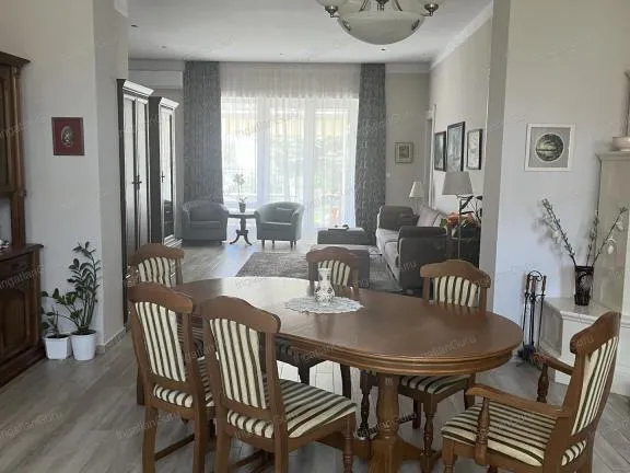 Eladó ház Kecskemét 200 nm