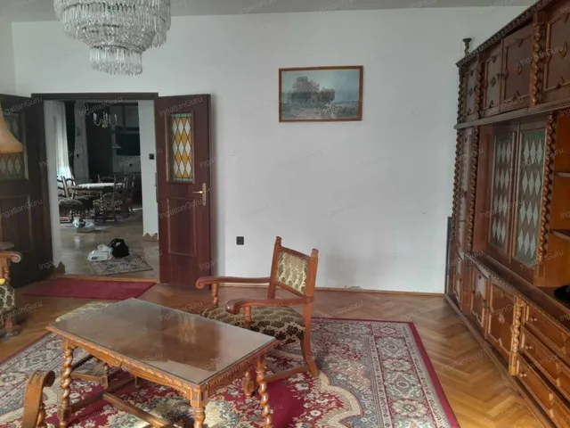 Eladó ház Kecskemét 180 nm
