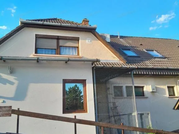 Eladó ház Kecskemét, Hetényegyháza 280 nm