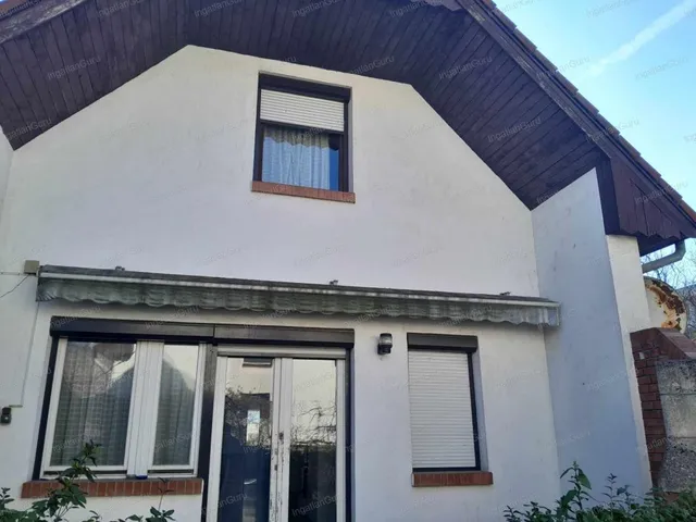 Eladó ház Kecskemét, Hollandfalu 160 nm