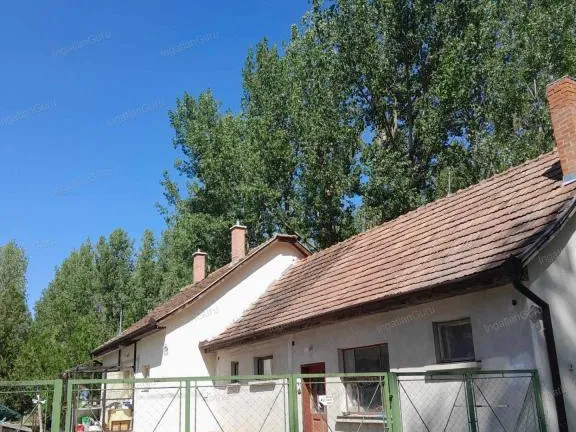 Eladó ház Cegléd 161 nm