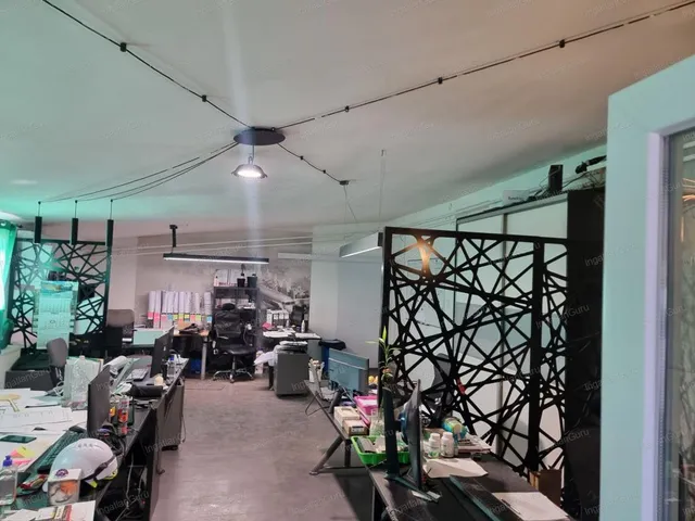 Kiadó kereskedelmi és ipari ingatlan Ballószög 1230 nm