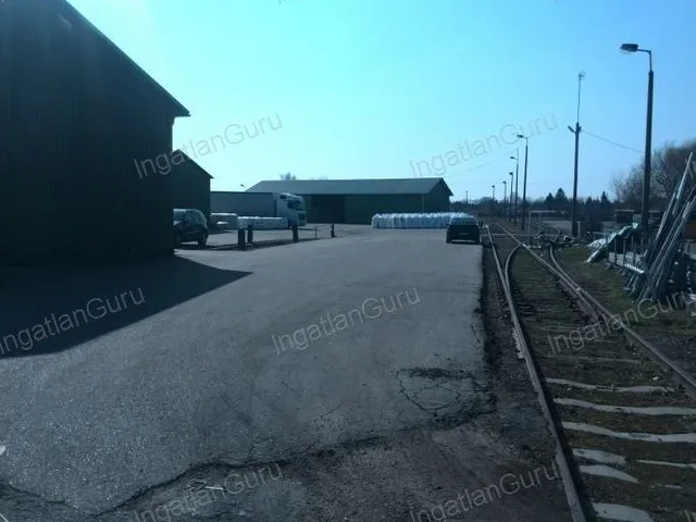 Eladó kereskedelmi és ipari ingatlan Kecskemét 170 nm