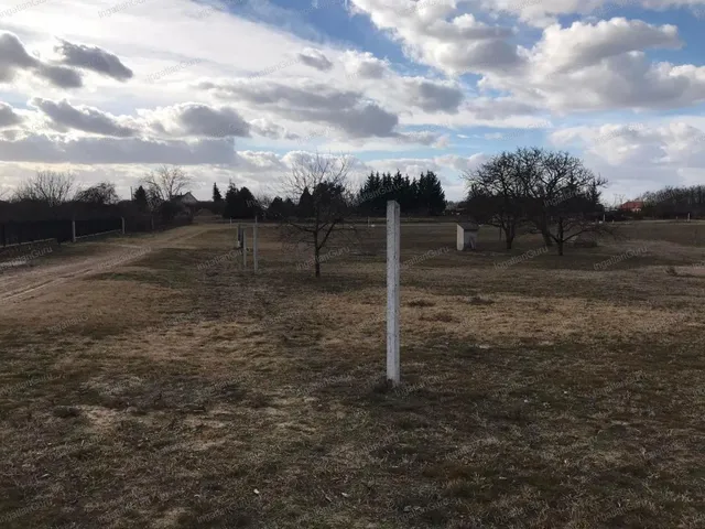 Eladó telek Kecskemét 974 nm