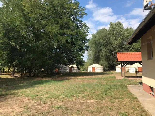 Eladó telek Lajosmizse 96121 nm