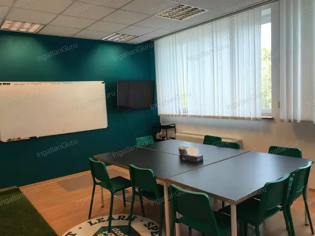 Kiadó kereskedelmi és ipari ingatlan Kecskemét 200 nm