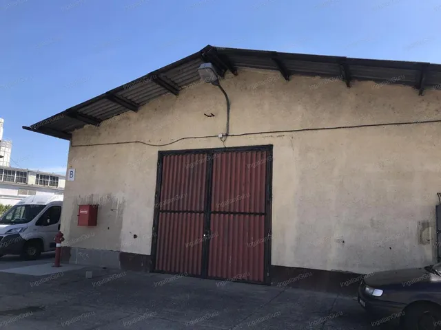 Kiadó kereskedelmi és ipari ingatlan Kecskemét 110 nm