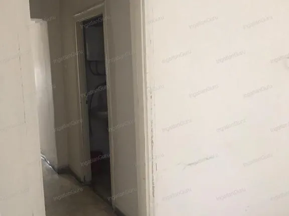 Kiadó kereskedelmi és ipari ingatlan Kecskemét 66 nm