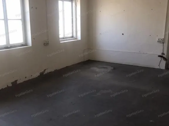 Kiadó kereskedelmi és ipari ingatlan Kecskemét 66 nm