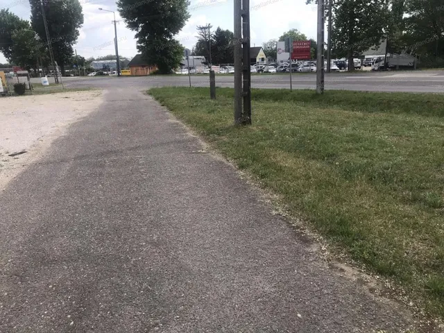 Eladó kereskedelmi és ipari ingatlan Kecskemét 4642 nm
