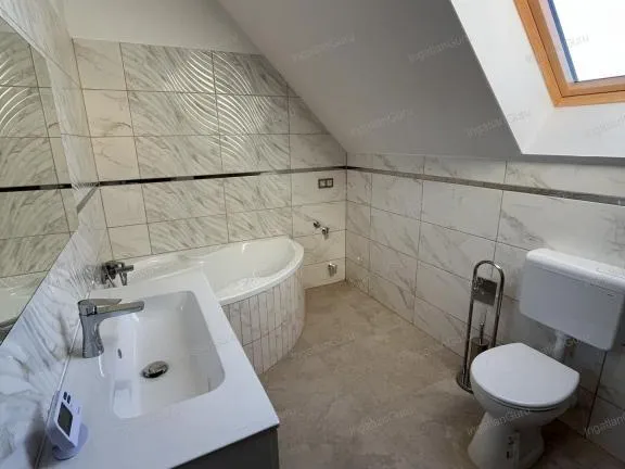 Kiadó ház Kecskemét 139 nm