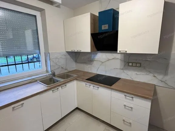 Kiadó ház Kecskemét 139 nm