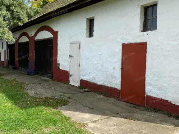 Eladó mezőgazdasági ingatlan Lajosmizse 1050 nm