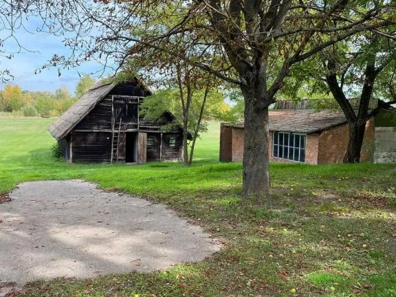 Eladó mezőgazdasági ingatlan Lajosmizse 1050 nm