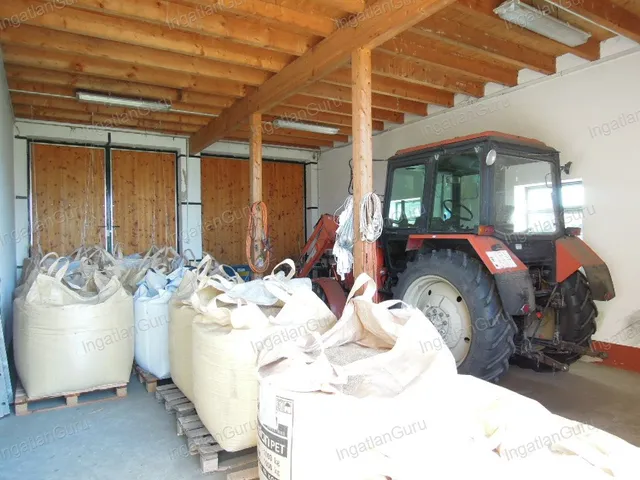 Eladó mezőgazdasági ingatlan Lajosmizse 330000 nm