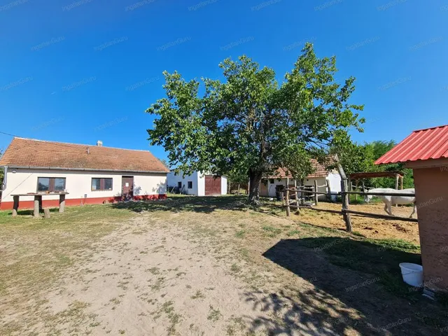 Eladó ház Jakabszállás 70 nm