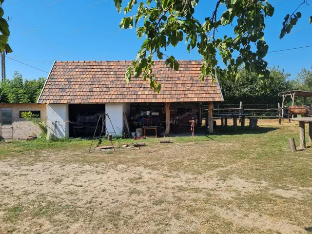 Eladó ház Jakabszállás 70 nm