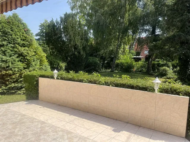 Eladó ház Kecskemét 200 nm