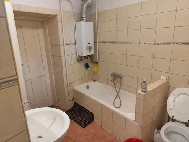 Eladó ház Kecskemét 270 nm