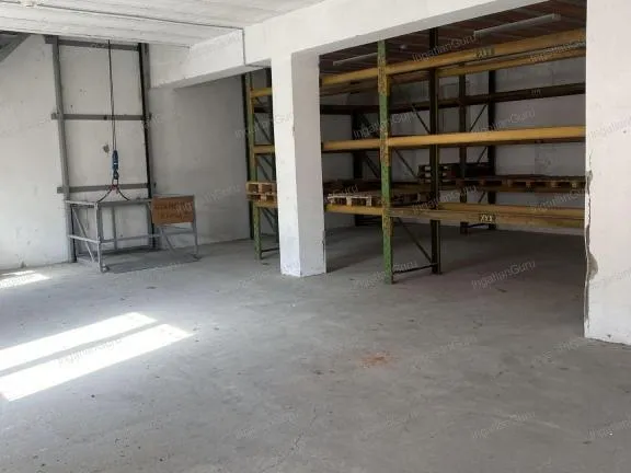 Eladó kereskedelmi és ipari ingatlan Kecskemét 400 nm