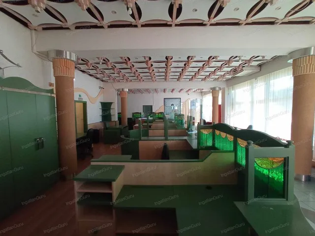 Eladó kereskedelmi és ipari ingatlan Kecskemét 277 nm