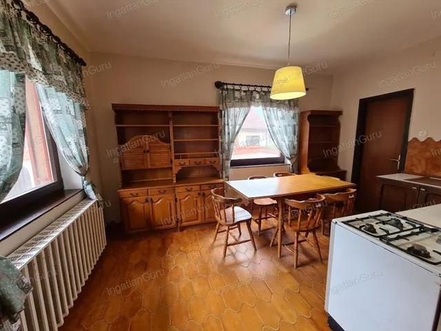 Eladó ház Kecskemét 220 nm