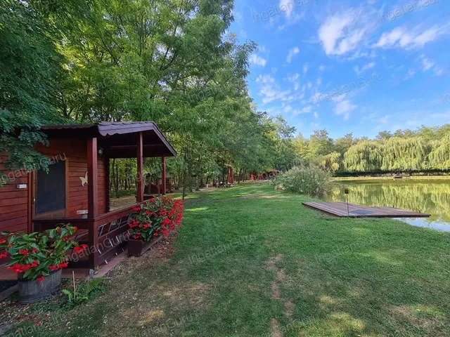 Eladó kereskedelmi és ipari ingatlan Kecskemét 320 nm