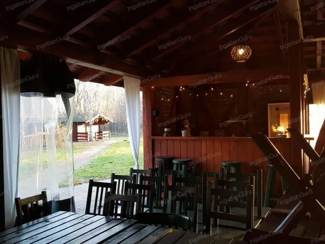 Eladó kereskedelmi és ipari ingatlan Kecskemét 320 nm