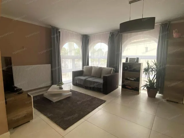 Eladó ház Tiszakécske 238 nm