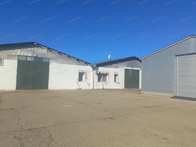 Kiadó kereskedelmi és ipari ingatlan Albertirsa 1600 nm